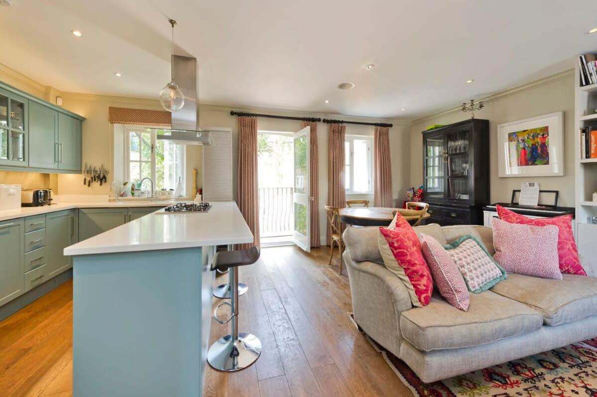 Delightful 3-bed Family Bayswater Сasa de vacaciones Londres