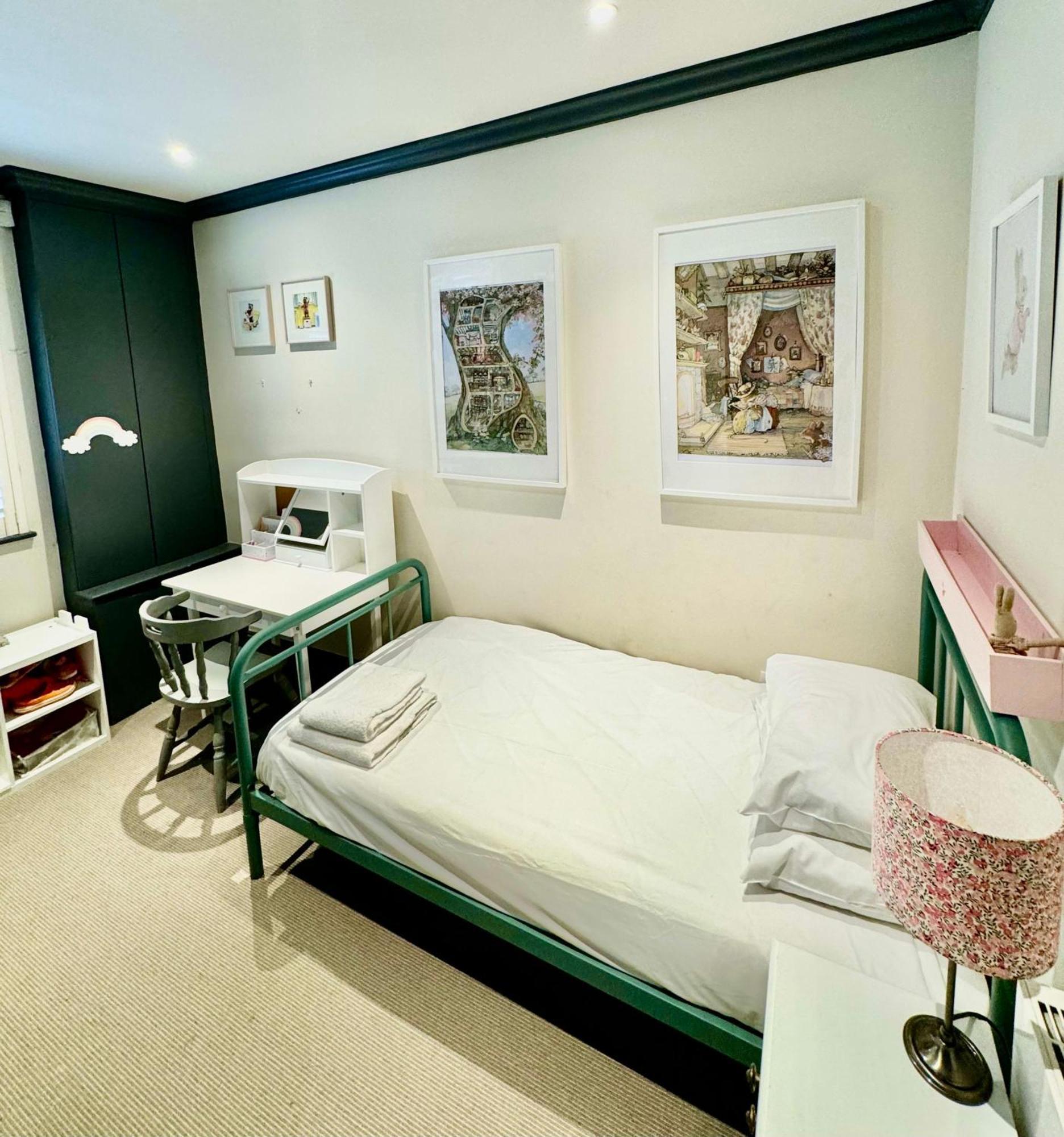 Сasa de vacaciones Delightful 3-bed Family Bayswater *